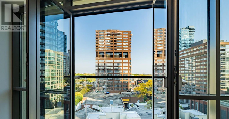 803-3 Mcalpine Street, Toronto, ON, M5R 3T5 - 45