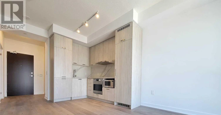 2116-38 Honeycrisp Crescent, Vaughan, ON, L4K 0M8 - 7
