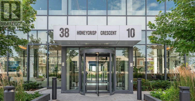 2116-38 Honeycrisp Crescent, Vaughan, ON, L4K 0M8