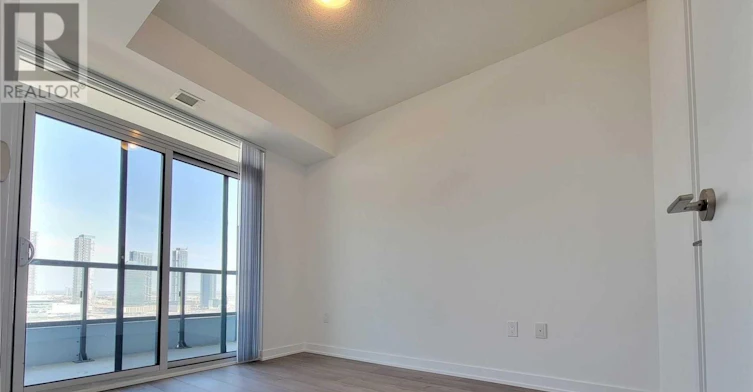 2116-38 Honeycrisp Crescent, Vaughan, ON, L4K 0M8 - 13