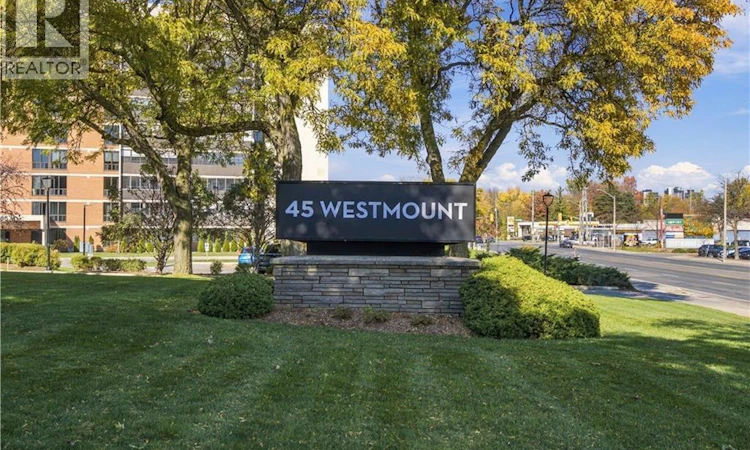 202-45 Westmount Road N