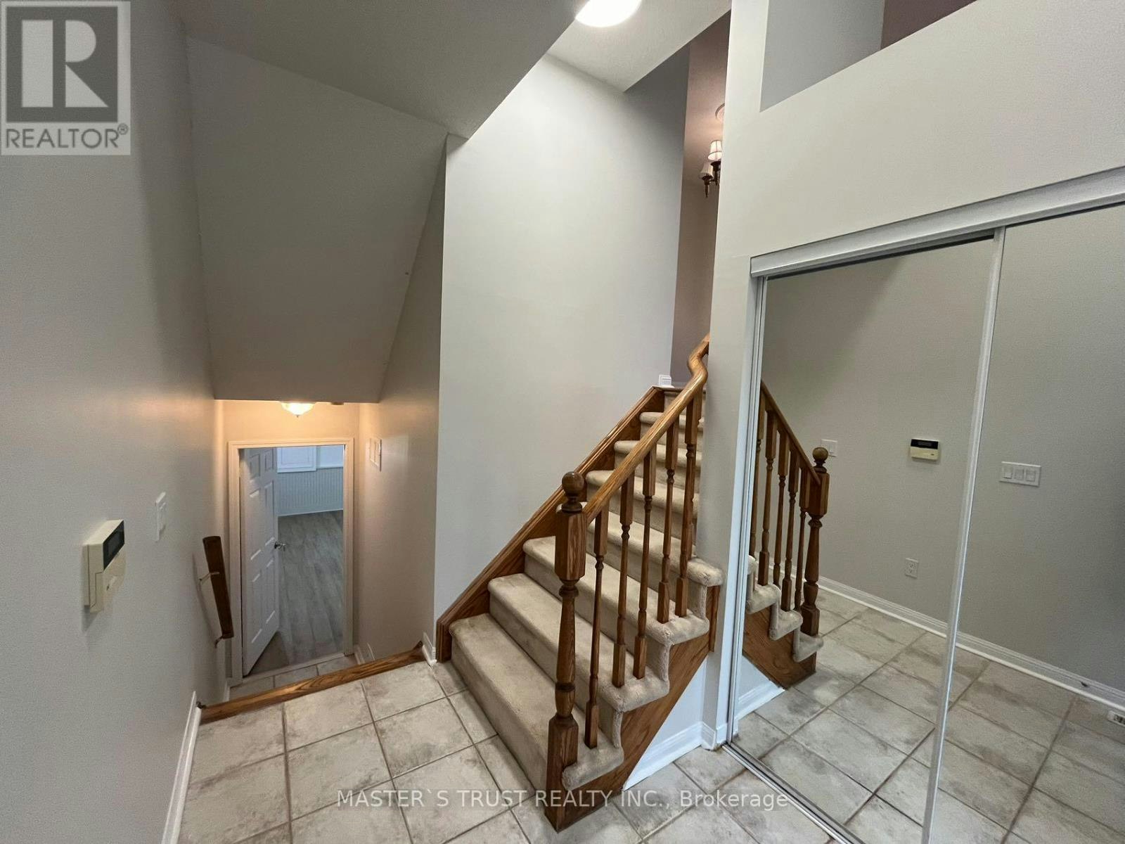40-100 Elgin Mills Road W, Richmond Hill, ON, L4C 4M2 - 3