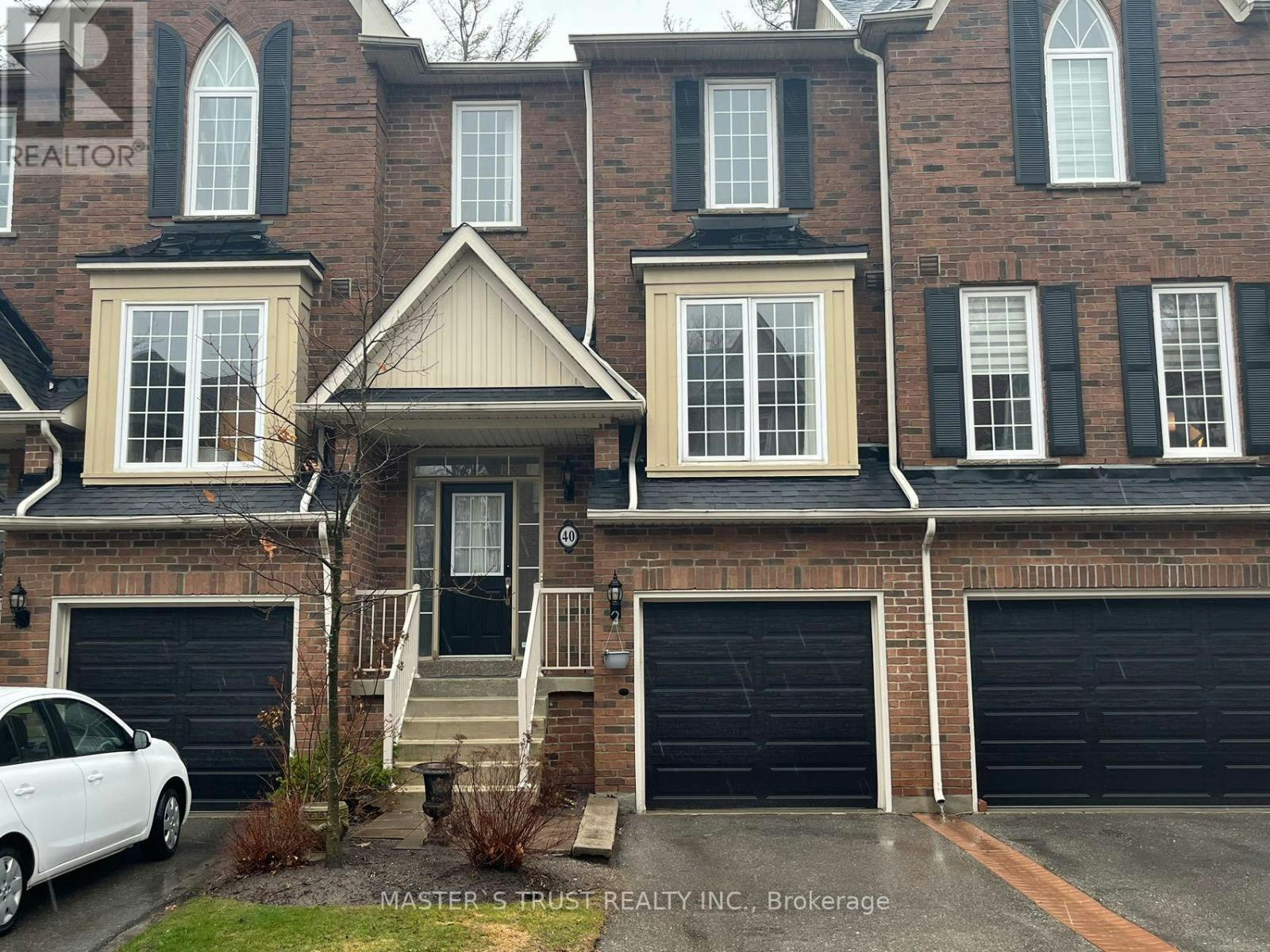 40-100 Elgin Mills Road W, Richmond Hill, ON, L4C 4M2 - 2