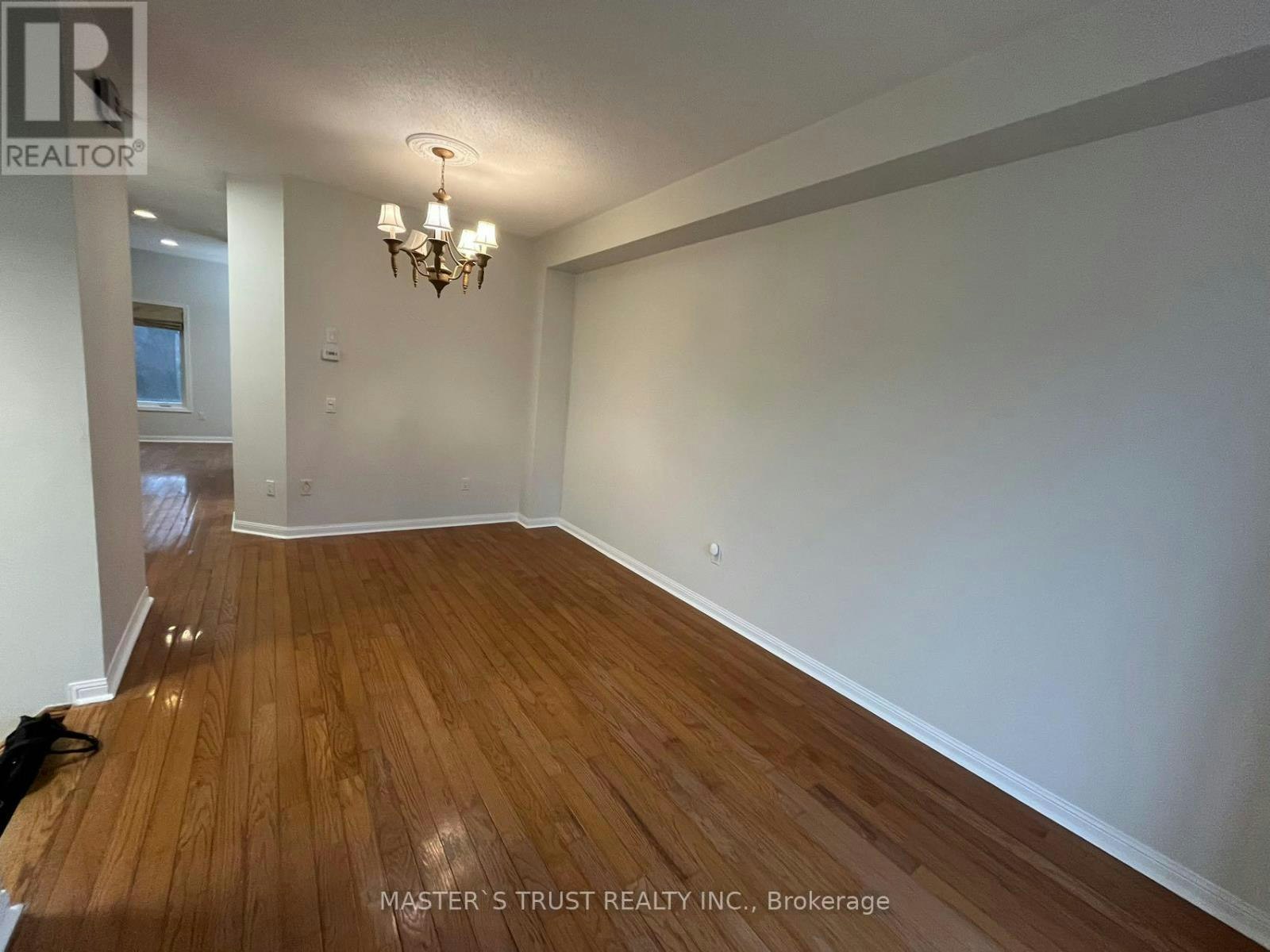40-100 Elgin Mills Road W, Richmond Hill, ON, L4C 4M2 - 6