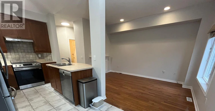 40-100 Elgin Mills Road W, Richmond Hill, ON, L4C 4M2 - 11