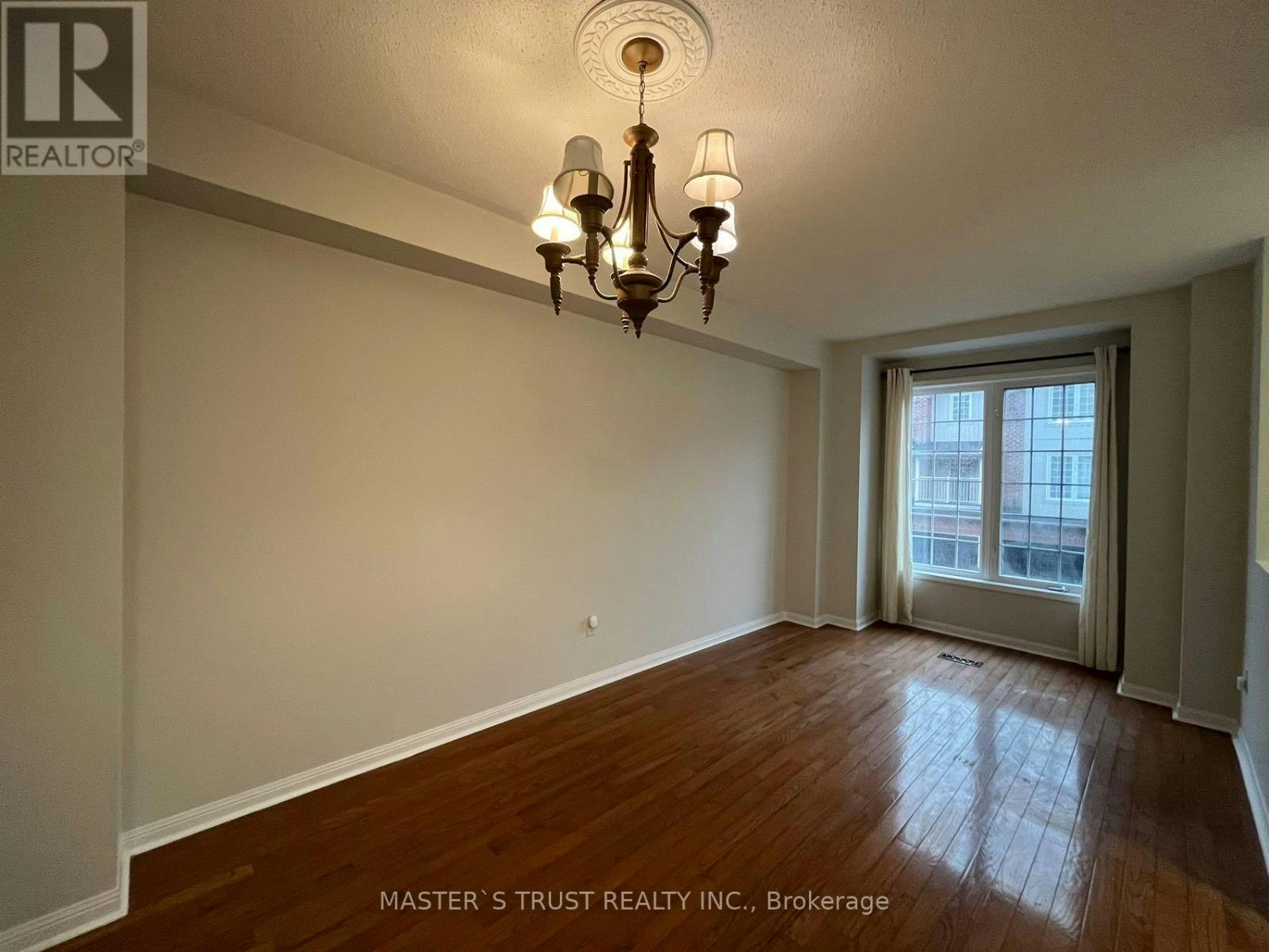 40-100 Elgin Mills Road W, Richmond Hill, ON, L4C 4M2 - 5
