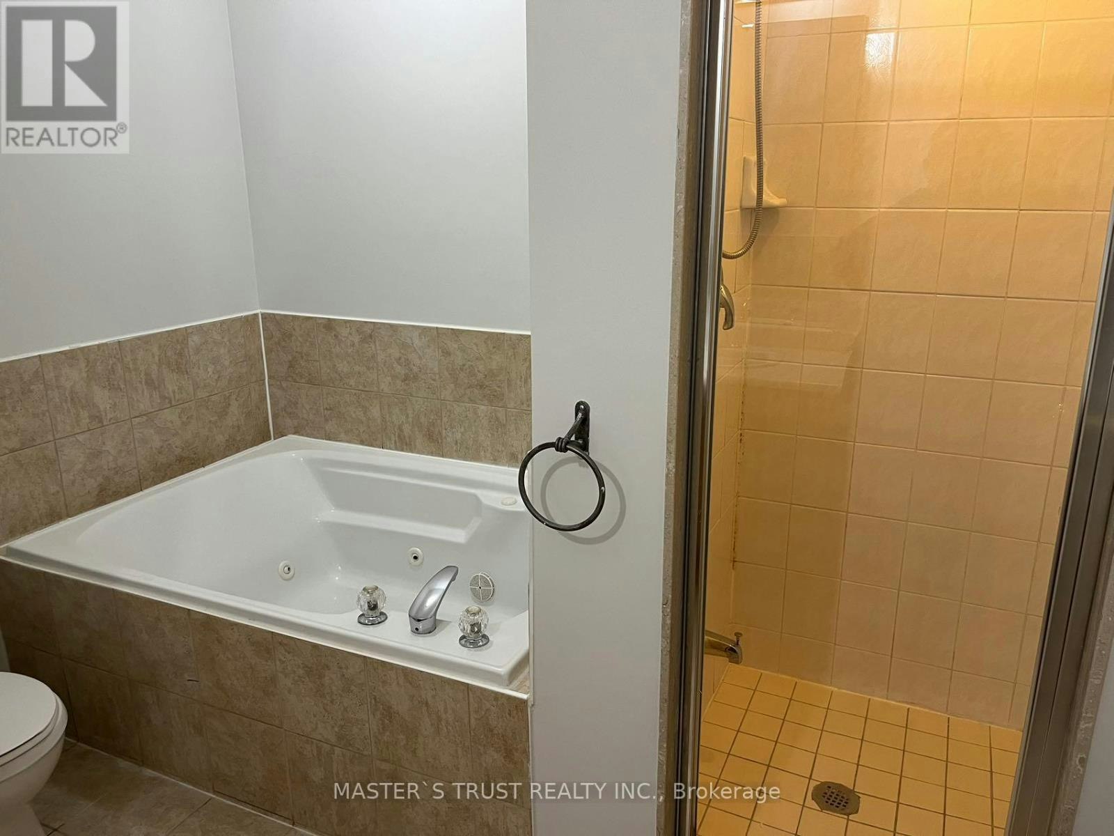 40-100 Elgin Mills Road W, Richmond Hill, ON, L4C 4M2 - 24
