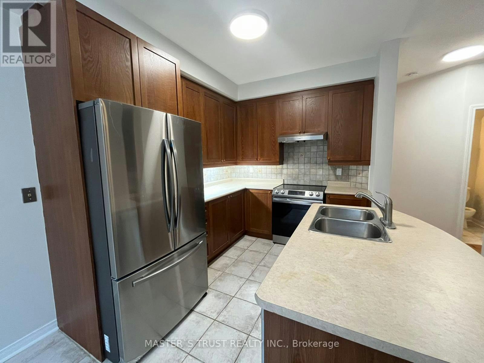 40-100 Elgin Mills Road W, Richmond Hill, ON, L4C 4M2 - 9