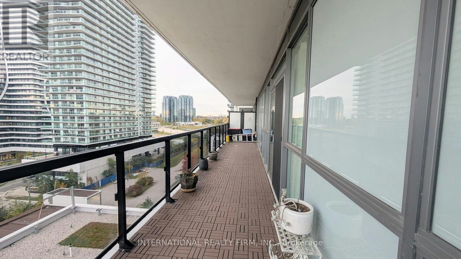 809-65 Annie Craig Drive, Toronto, ON, M8V 0G3 - 21