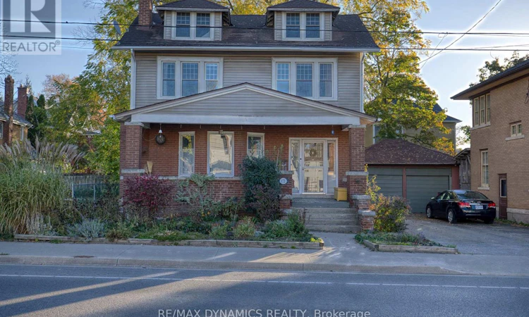 172 Niagara Street