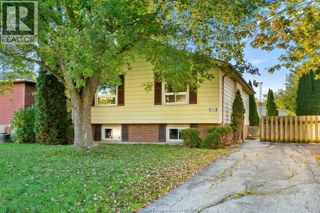 264 Kelly Street, Essex, ON, N8M 1V3