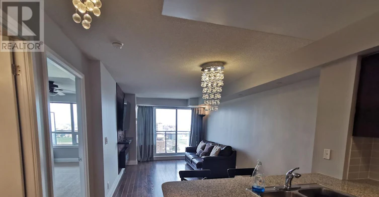 807-1060 Sheppard Avenue W, Toronto, ON, M3J 0G7 - 3