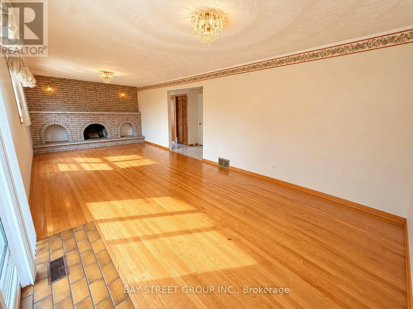 LOWER LEVEL-316 Eaglewood Drive, Hamilton, ON, L8W 1T5 - 4