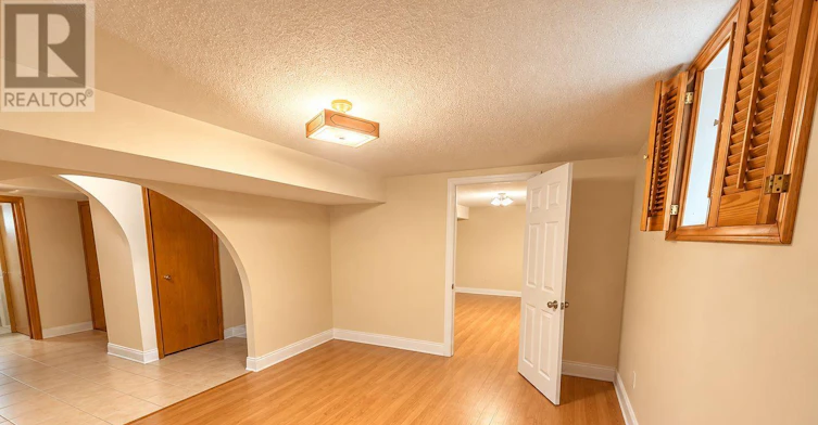 LOWER LEVEL-316 Eaglewood Drive, Hamilton, ON, L8W 1T5 - 9