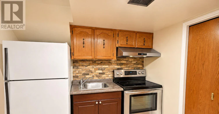 LOWER LEVEL-316 Eaglewood Drive, Hamilton, ON, L8W 1T5 - 12