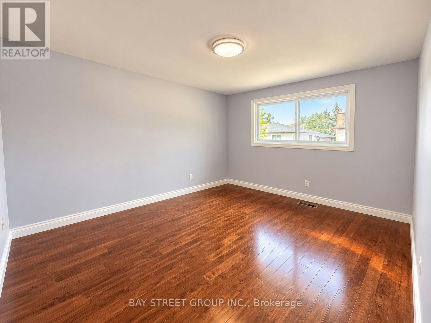 UPPER LEVEL-237 Lawnhurst Court, Hamilton, ON, L8V 4R4 - 9