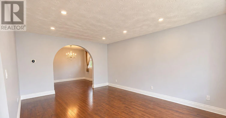 UPPER LEVEL-237 Lawnhurst Court, Hamilton, ON, L8V 4R4 - 2