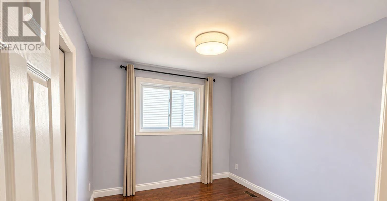 UPPER LEVEL-237 Lawnhurst Court, Hamilton, ON, L8V 4R4 - 11