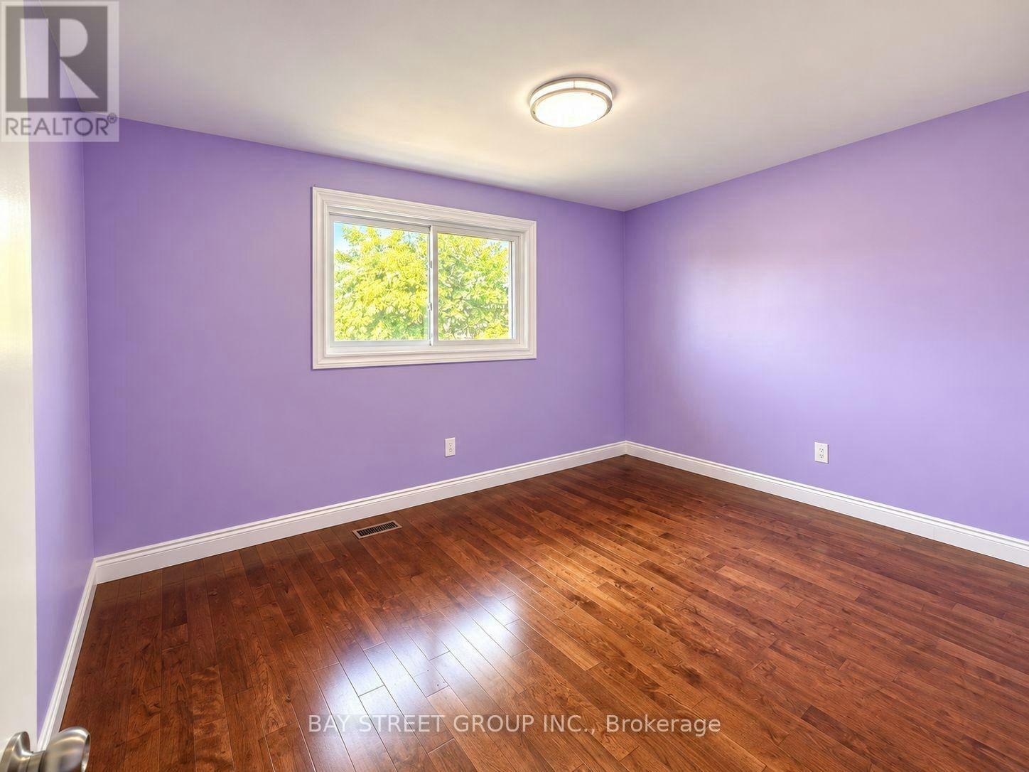 UPPER LEVEL-237 Lawnhurst Court, Hamilton, ON, L8V 4R4 - 10