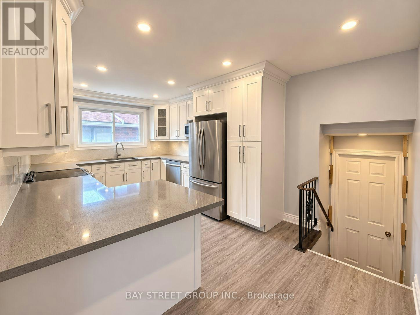 UPPER LEVEL-237 Lawnhurst Court, Hamilton, ON, L8V 4R4 - 5