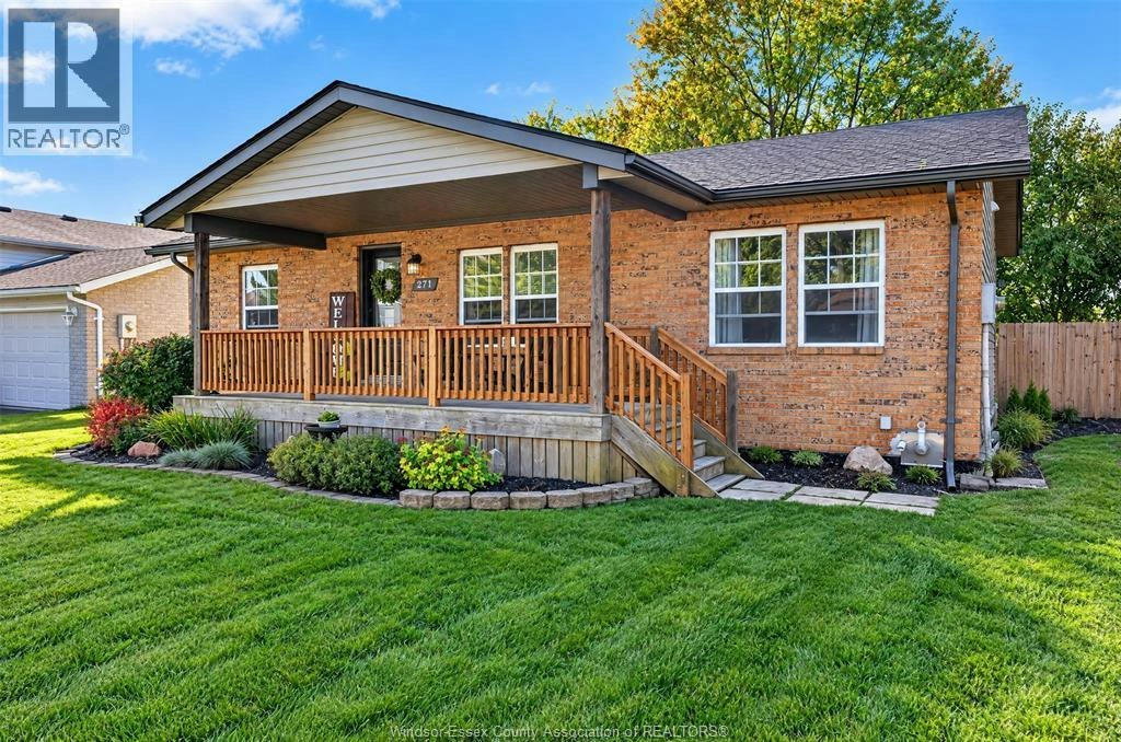 271 Maple, Essex, ON, N0R 1G0