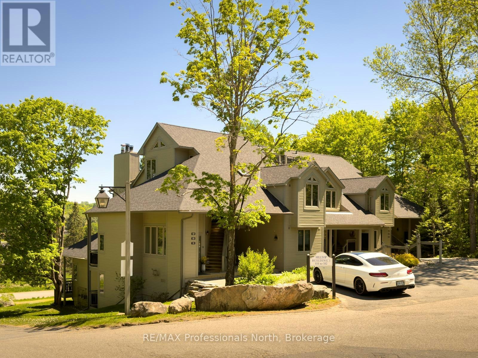 121-121 Grandview Hilltop Drive, Huntsville, ON, P1H 2J5