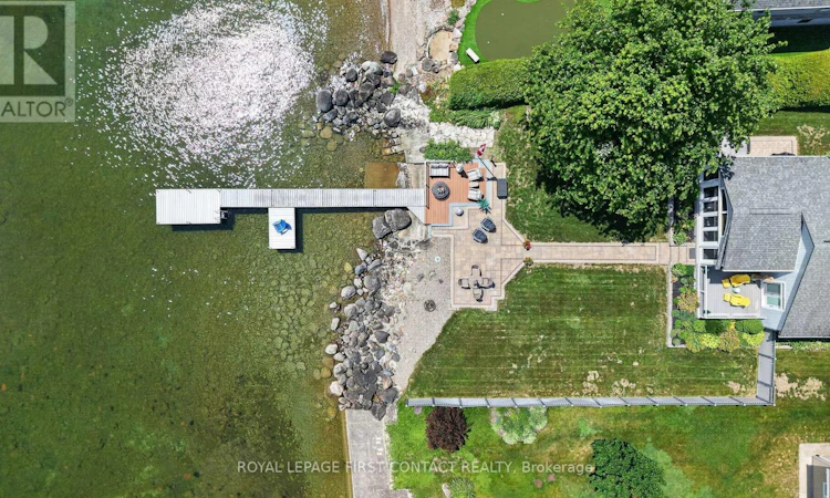 167 Lakeshore Road W