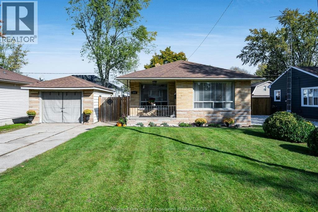 373 Superior, Lasalle, ON, N9J 1H7