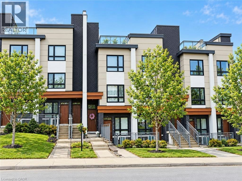 10-39 Robinson Street N, Grimsby, ON, L3M 3C8