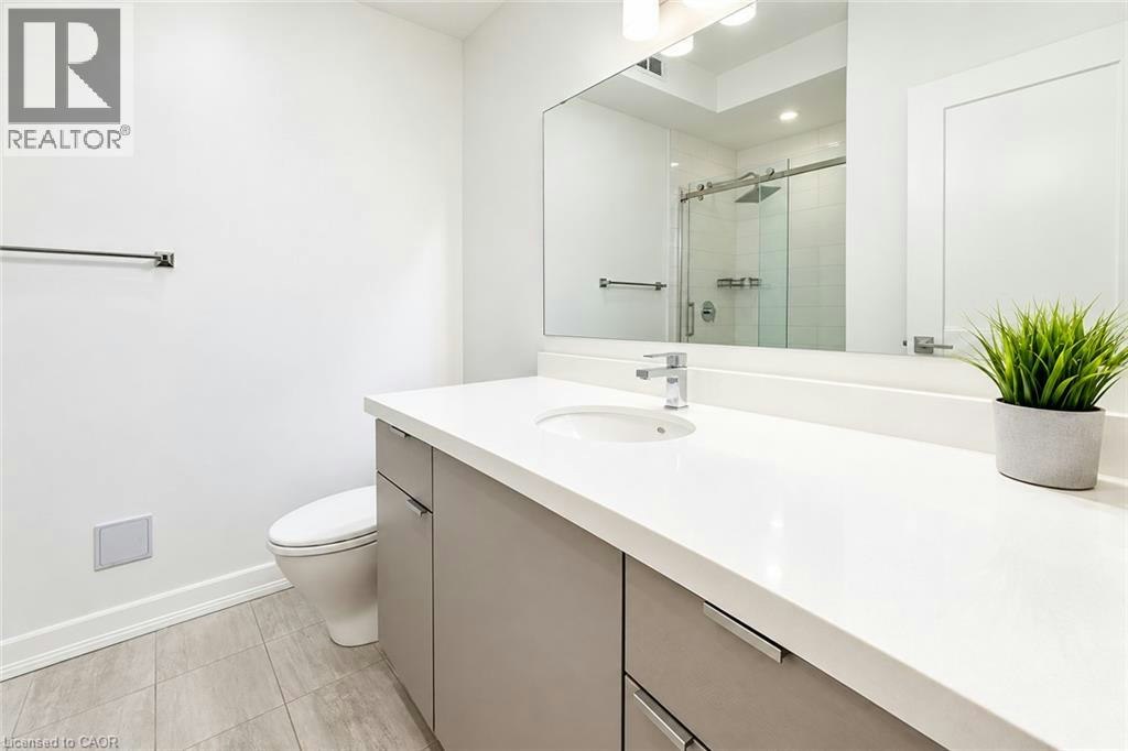 10-39 Robinson Street N, Grimsby, ON, L3M 3C8 - 10