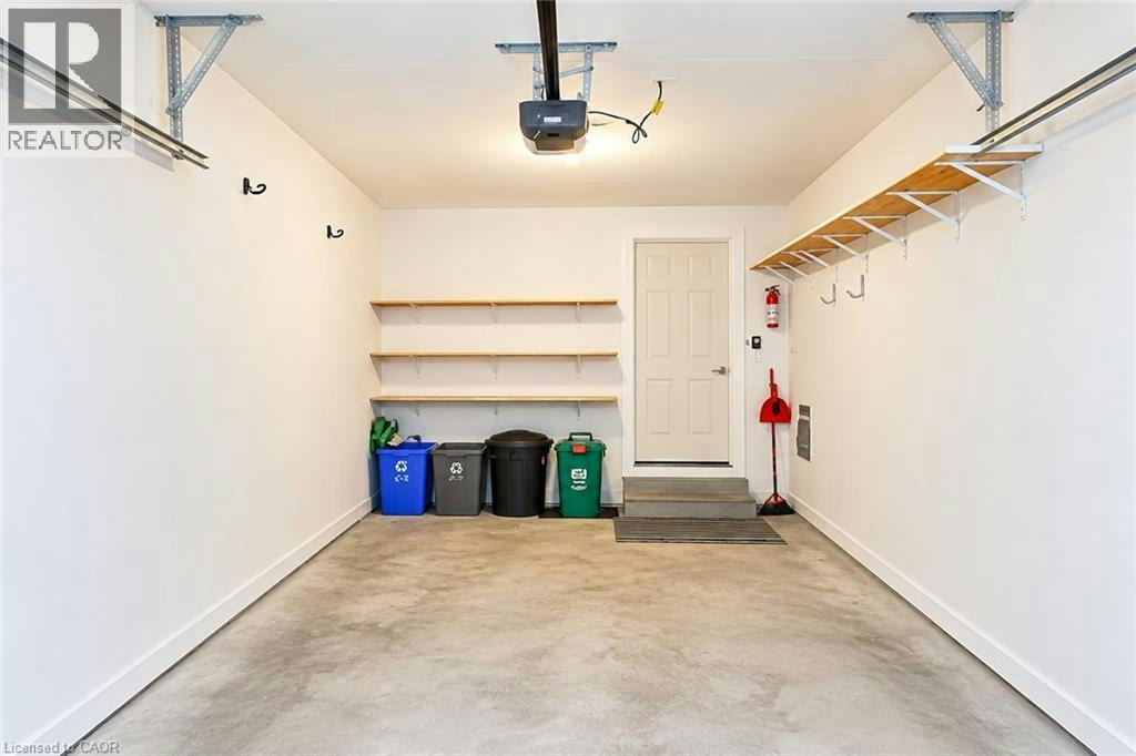 10-39 Robinson Street N, Grimsby, ON, L3M 3C8 - 11