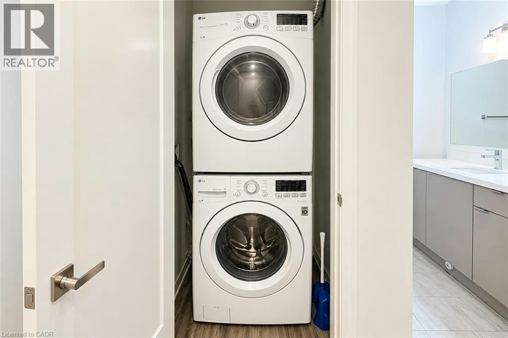 10-39 Robinson Street N, Grimsby, ON, L3M 3C8 - 8