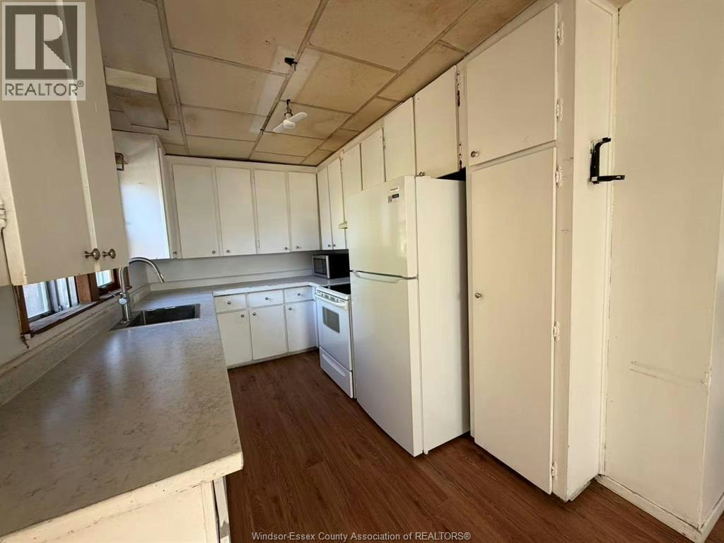 2280 Union Street, Windsor, ON, N9B 1L8 - 4