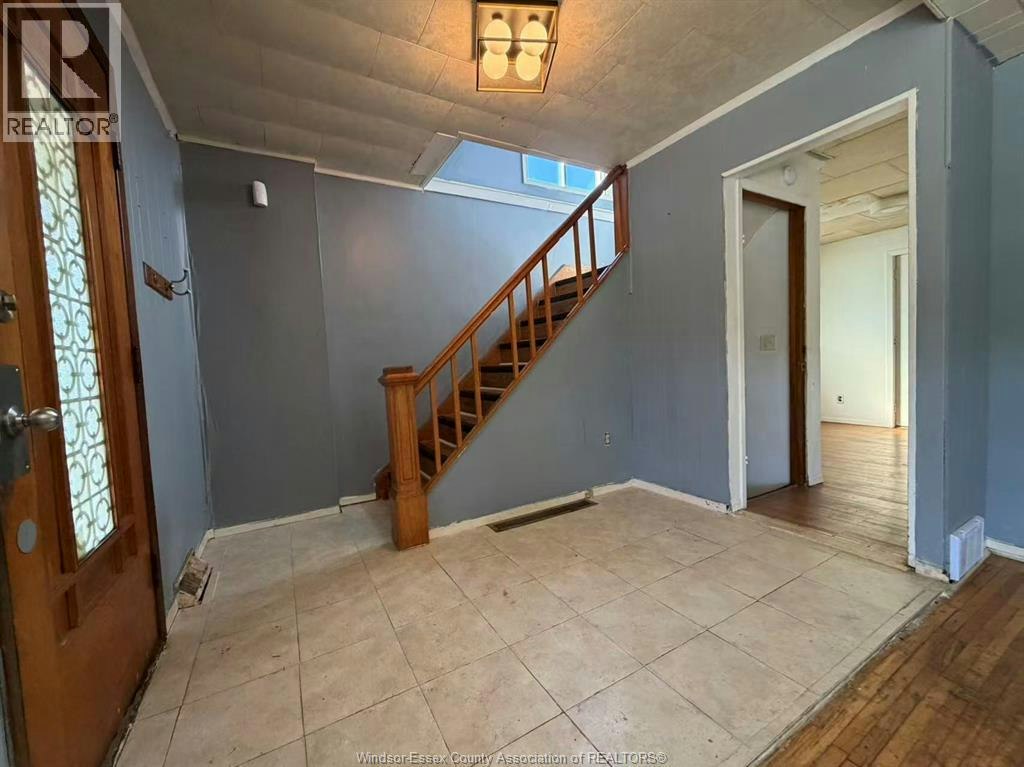 2280 Union Street, Windsor, ON, N9B 1L8 - 2