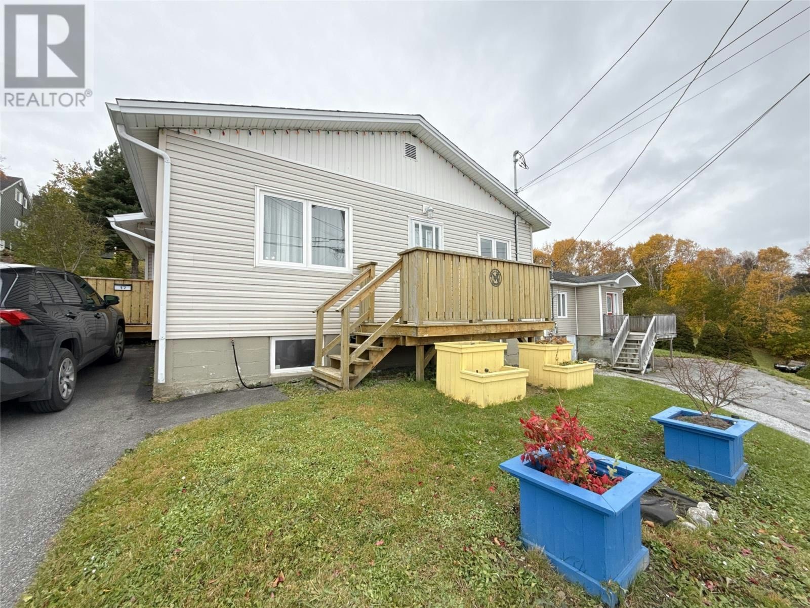 17 Samms Road, Corner Brook, NL