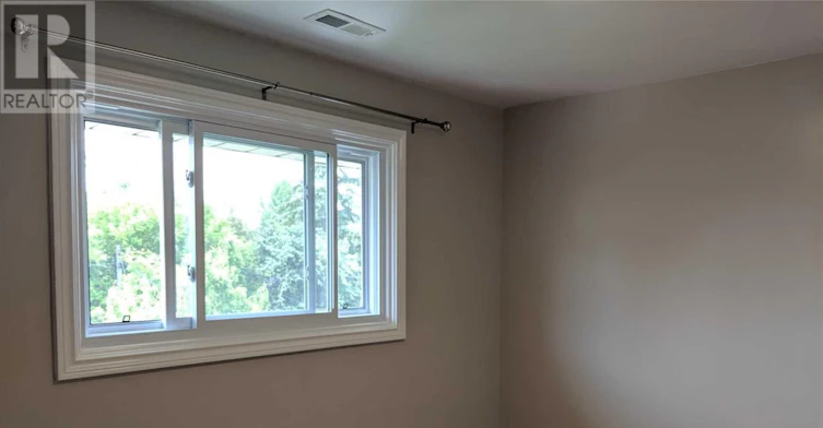 110 Cabot Street, Oshawa, ON, L1J 5R7 - 9