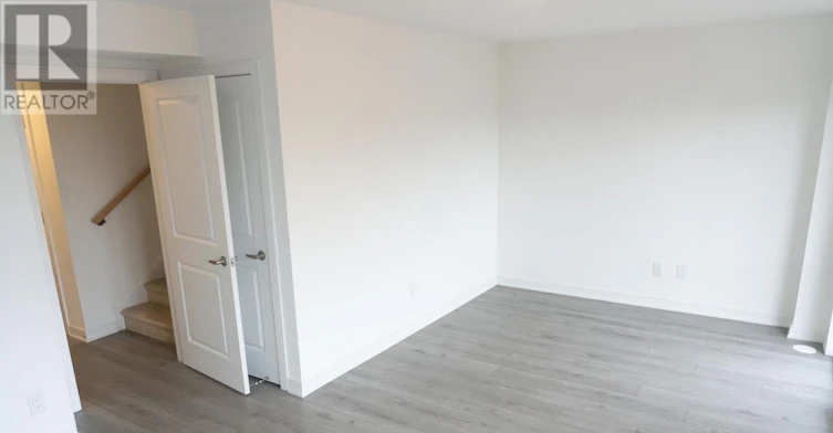 60 Blue Forest Crescent, Barrie, ON, L9J 0N3 - 8