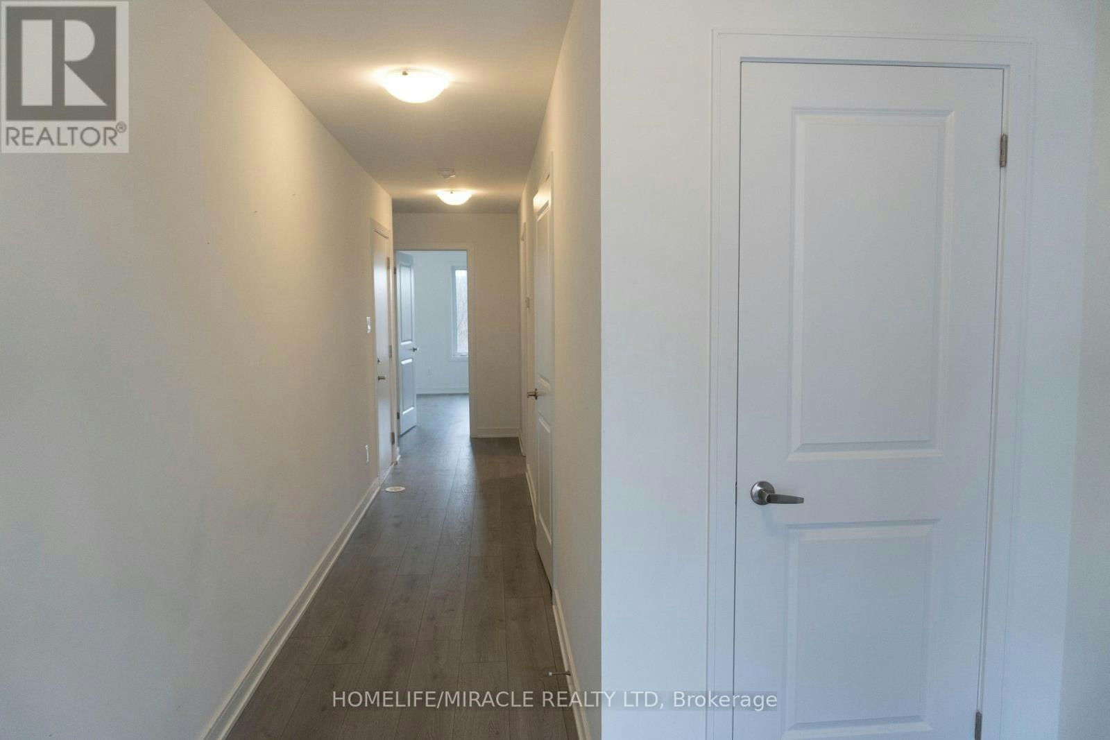 60 Blue Forest Crescent, Barrie, ON, L9J 0N3 - 6
