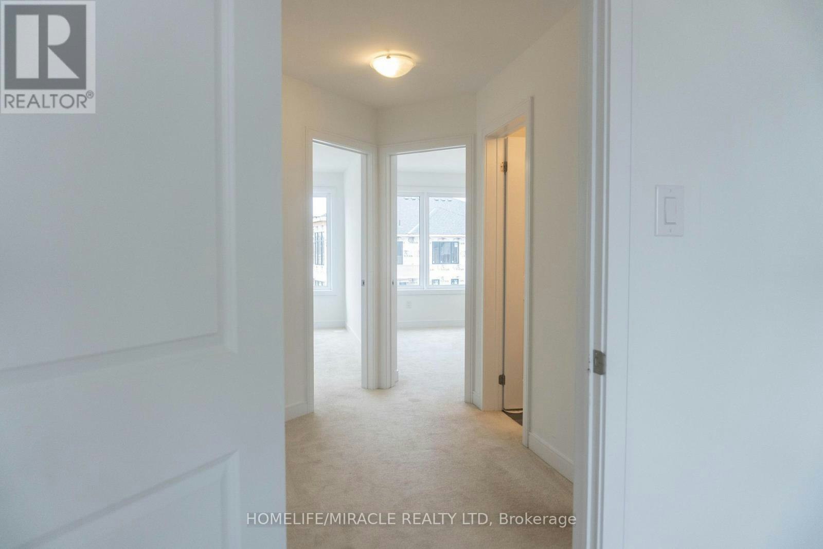 60 Blue Forest Crescent, Barrie, ON, L9J 0N3 - 14