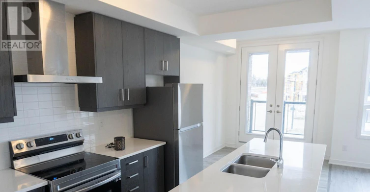 60 Blue Forest Crescent, Barrie, ON, L9J 0N3 - 2