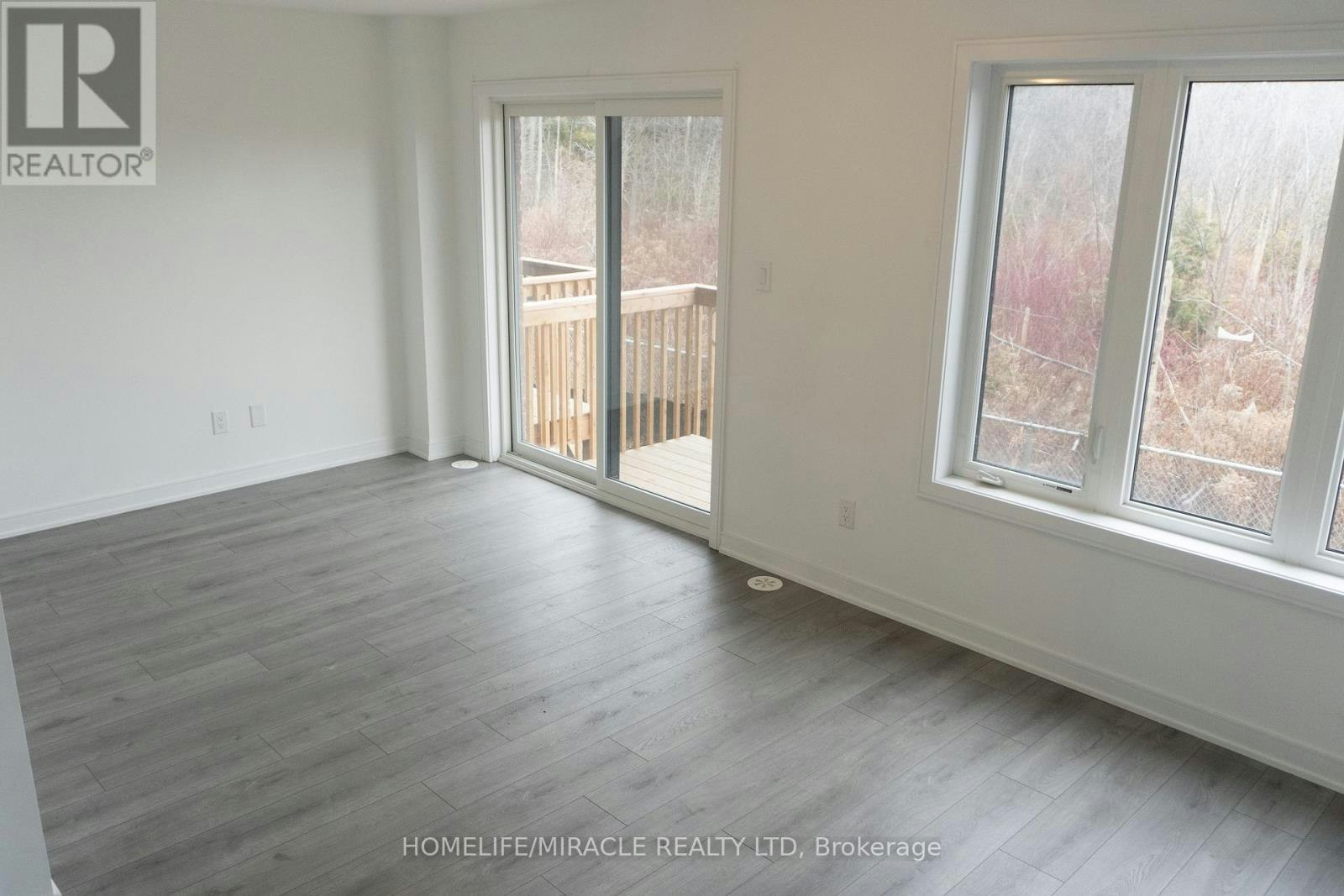 60 Blue Forest Crescent, Barrie, ON, L9J 0N3 - 5