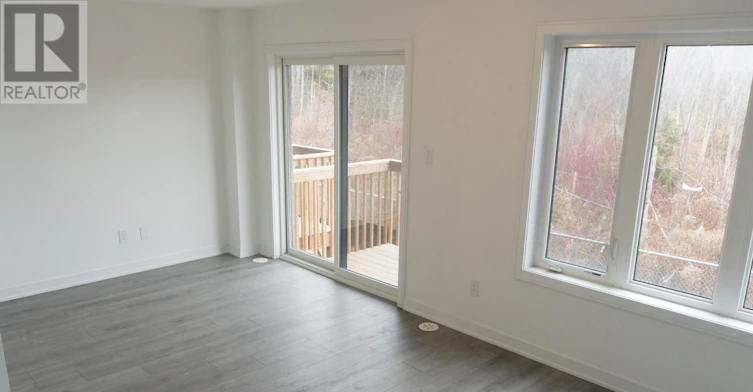60 Blue Forest Crescent, Barrie, ON, L9J 0N3 - 5