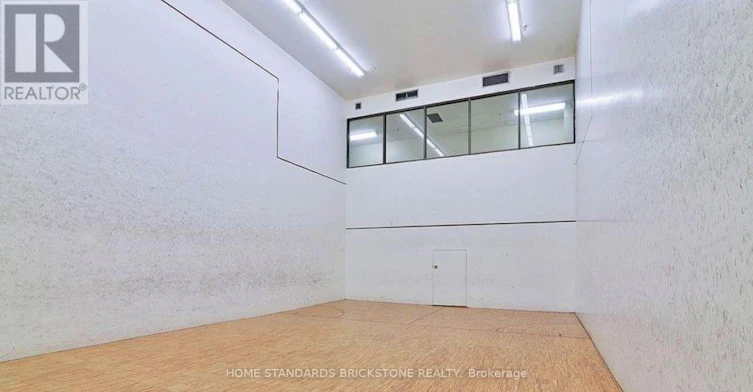2421-633 Bay Street, Toronto, ON, M5G 2G4 - 23