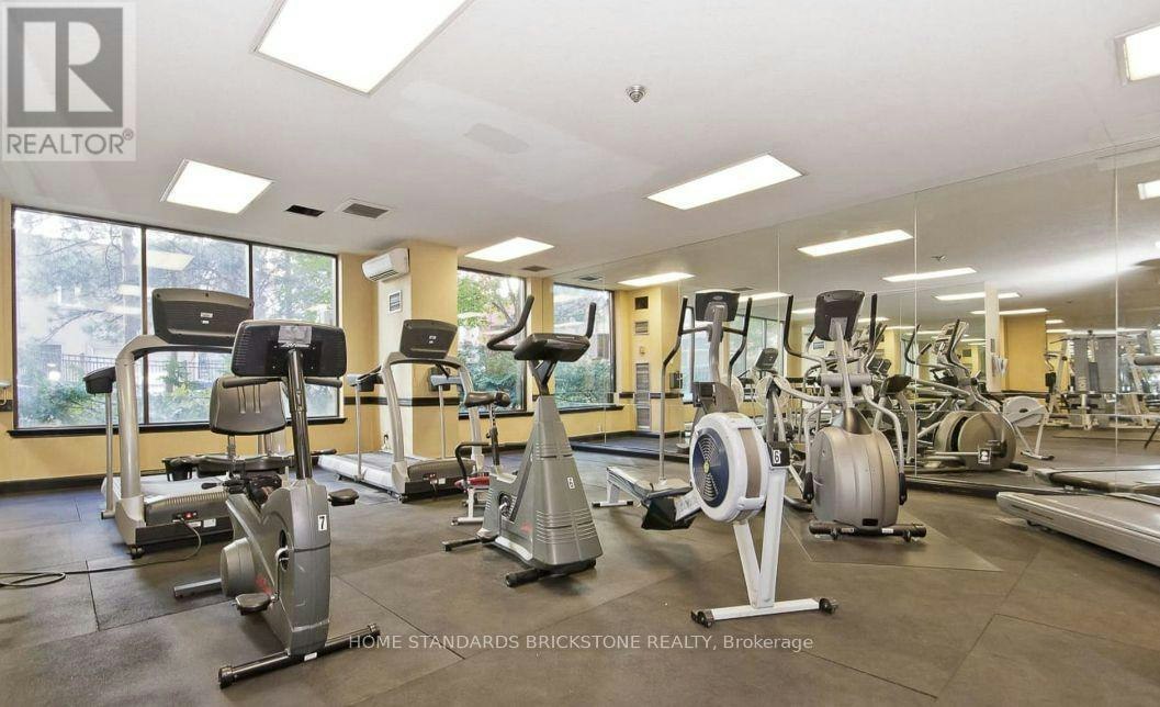 2421-633 Bay Street, Toronto, ON, M5G 2G4 - 20