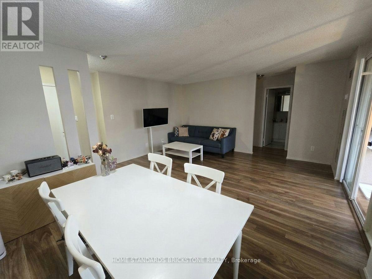 2421-633 Bay Street, Toronto, ON, M5G 2G4 - 6