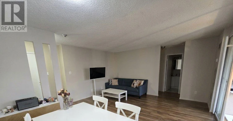 2421-633 Bay Street, Toronto, ON, M5G 2G4 - 6