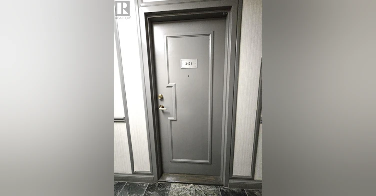 2421-633 Bay Street, Toronto, ON, M5G 2G4 - 3