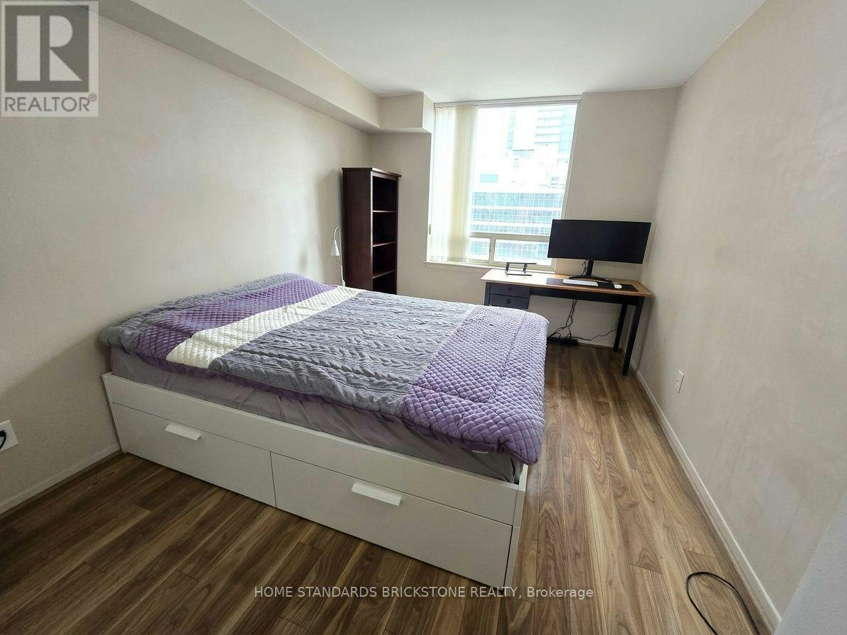 2421-633 Bay Street, Toronto, ON, M5G 2G4 - 8