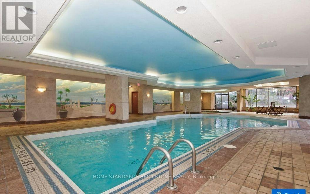 2421-633 Bay Street, Toronto, ON, M5G 2G4 - 18