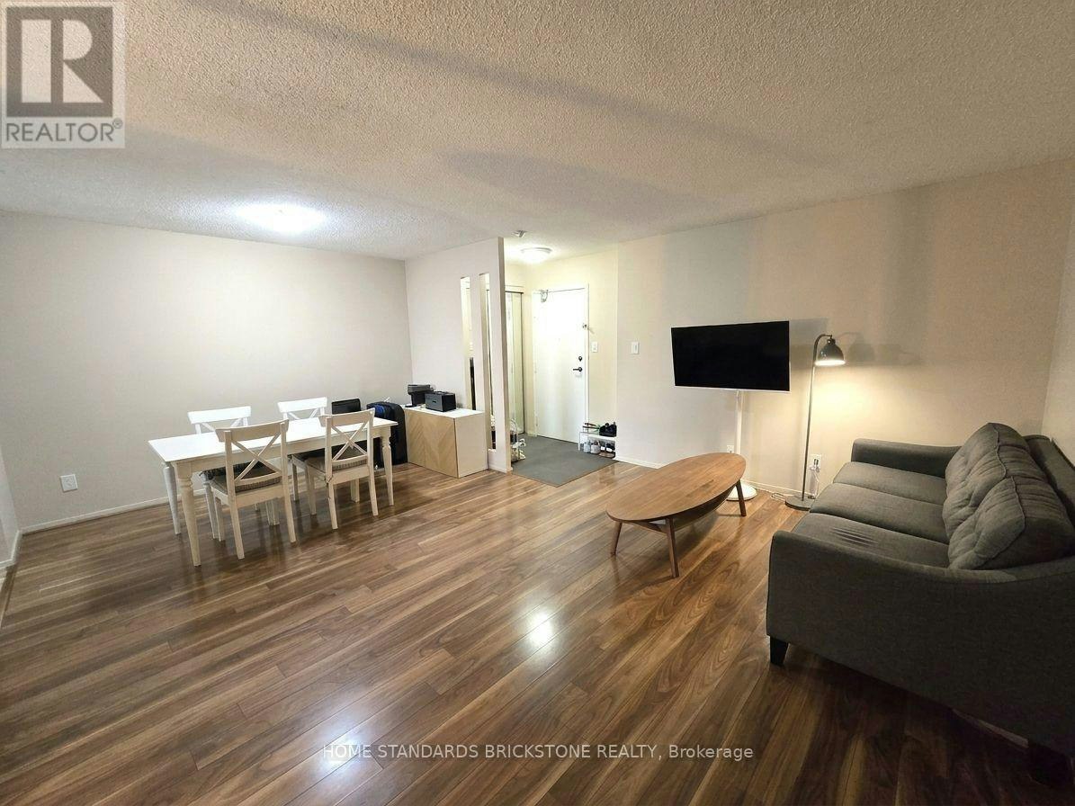 2421-633 Bay Street, Toronto, ON, M5G 2G4 - 4